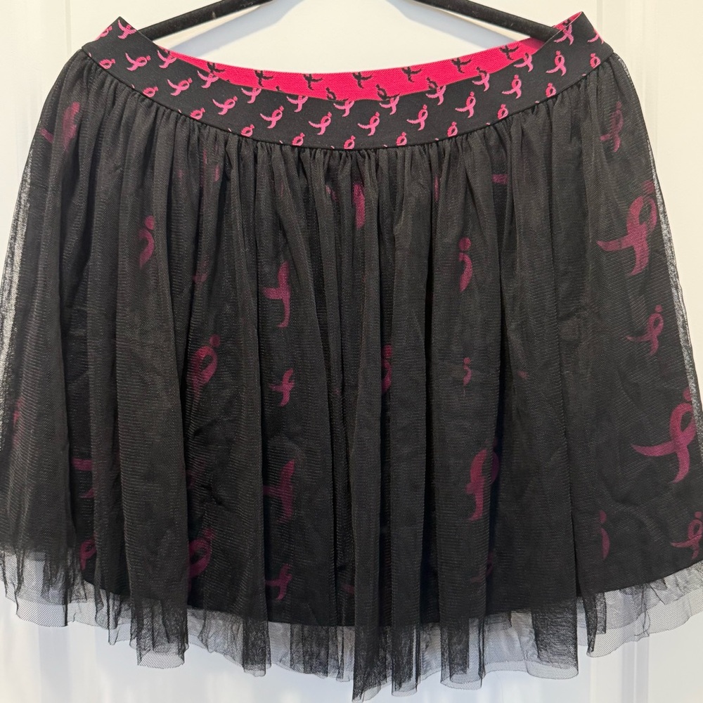 Chic Black and Pink A-Line Skirt